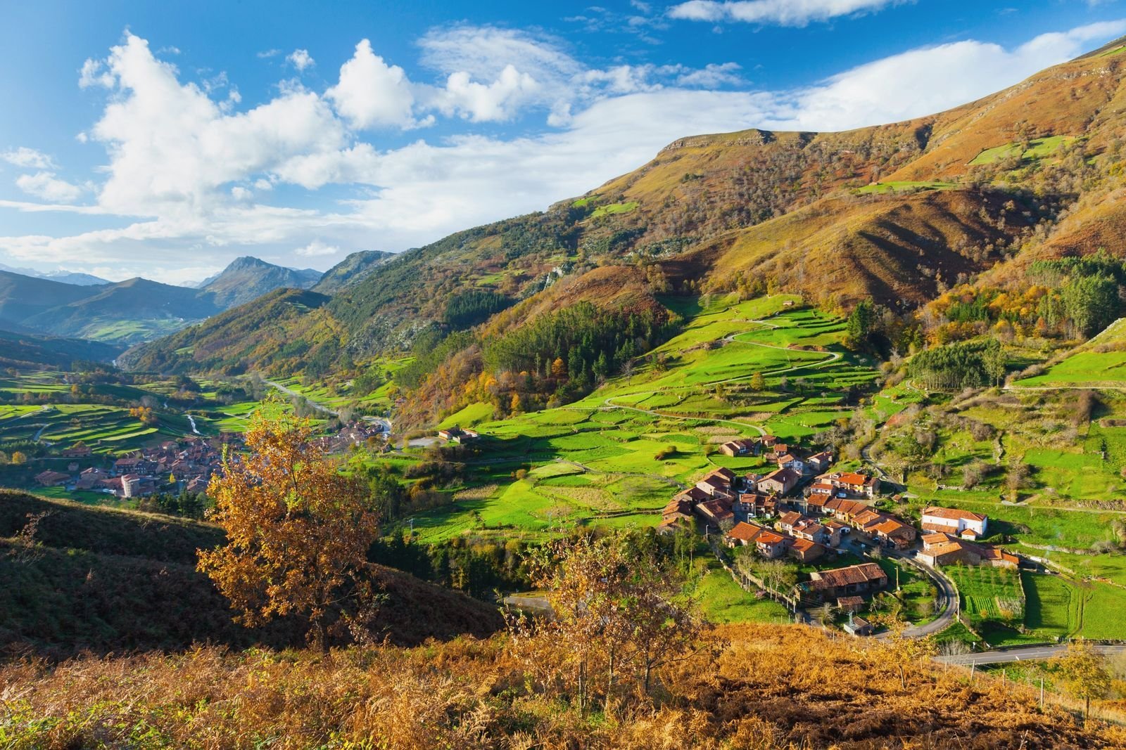 Ruta por los Picos de Europa desde Cantabria: Naturaleza y Aventura